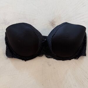Victoria’s Secret Dream Angels Black Strapless Lace-Trim Bra